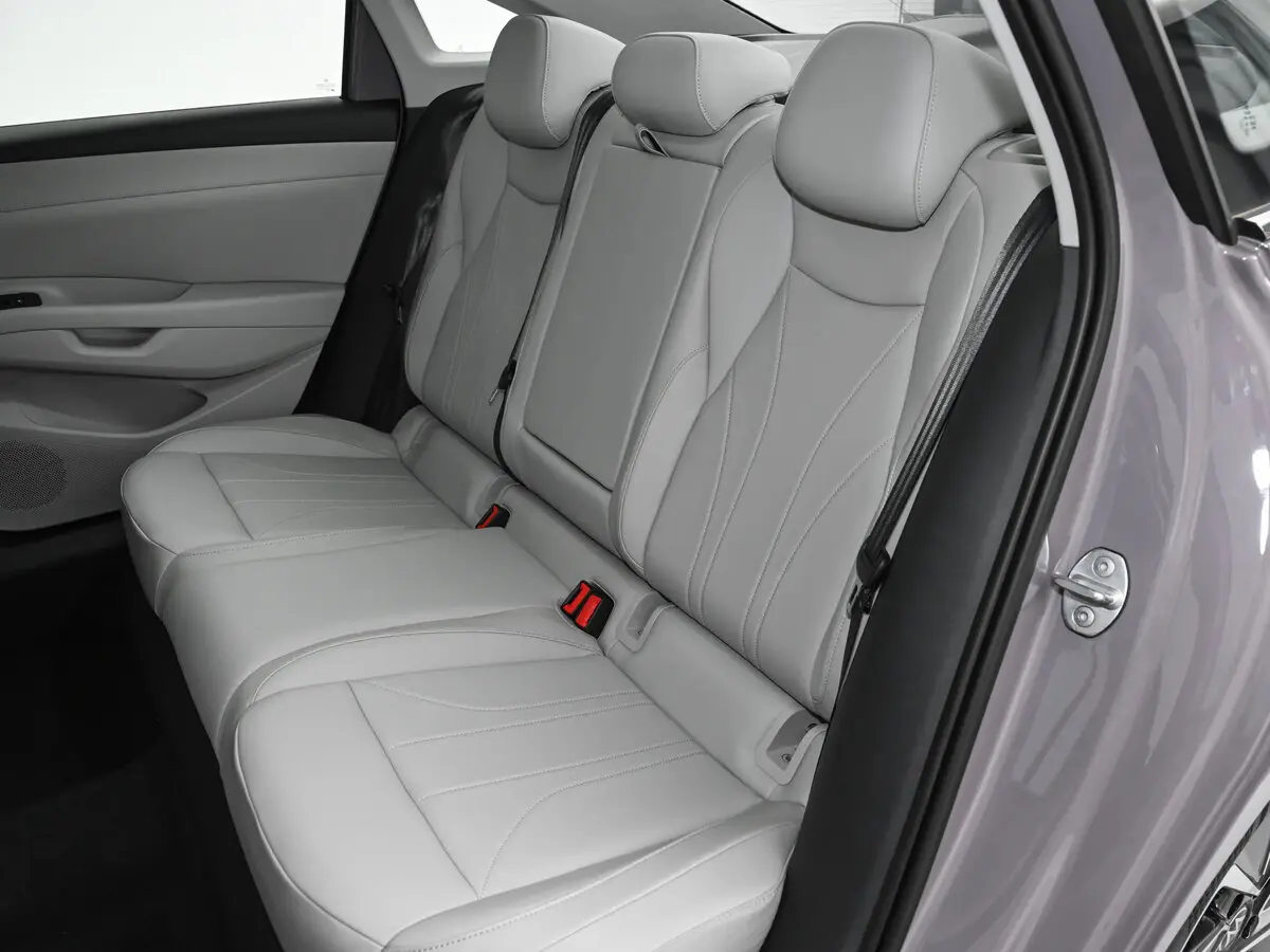 Volkswagen Lavida IV Седан Pro — сүрөт 9