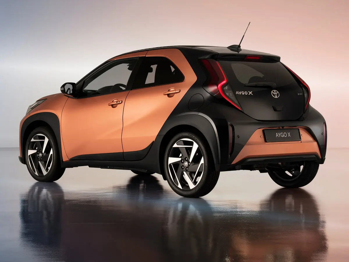 Toyota Aygo X I Рестайлинг Хэтчбек 5 дв. — фото 3