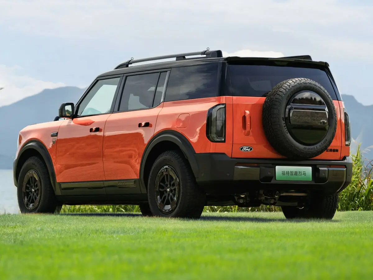 Ford Bronco Basecamp 2025 – н.в. Внедорожник 5 дв. — сүрөт 5