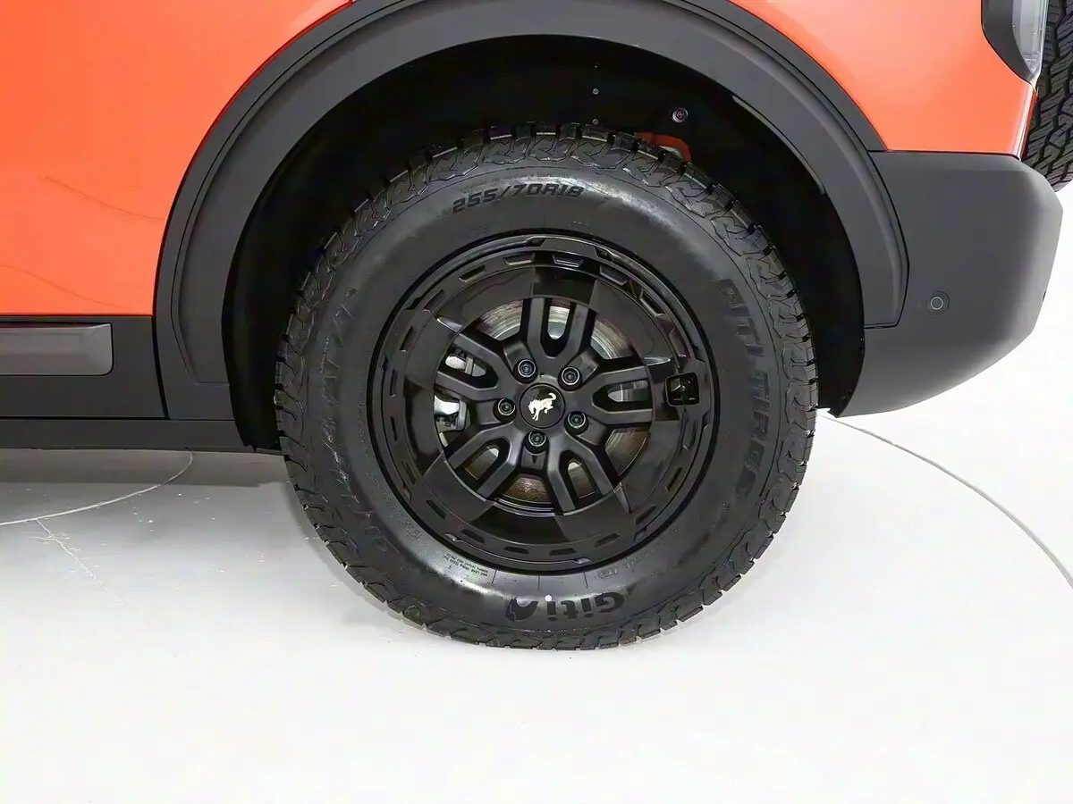 Ford Bronco Basecamp 2025 – н.в. Внедорожник 5 дв. — сүрөт 14