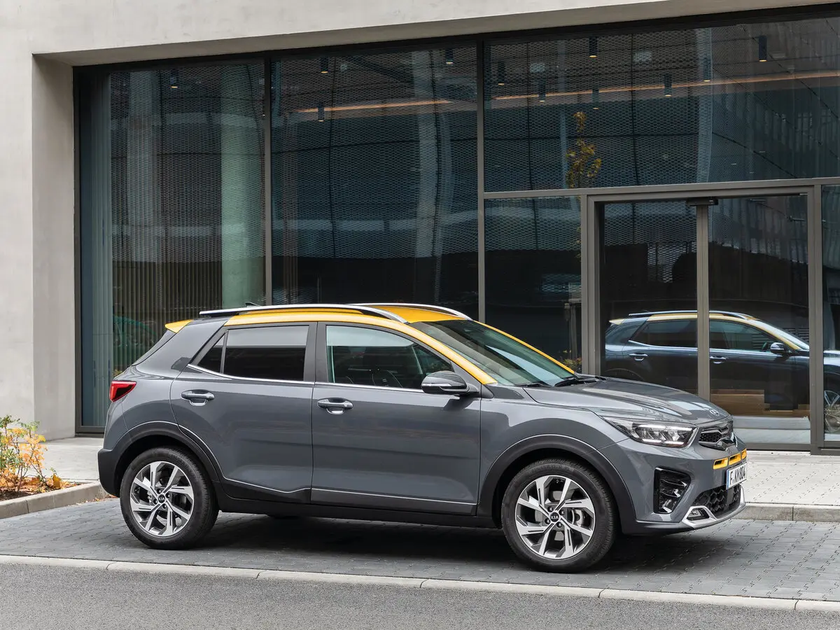 Kia Stonic I Рестайлинг Внедорожник 5 дв. — фото 2