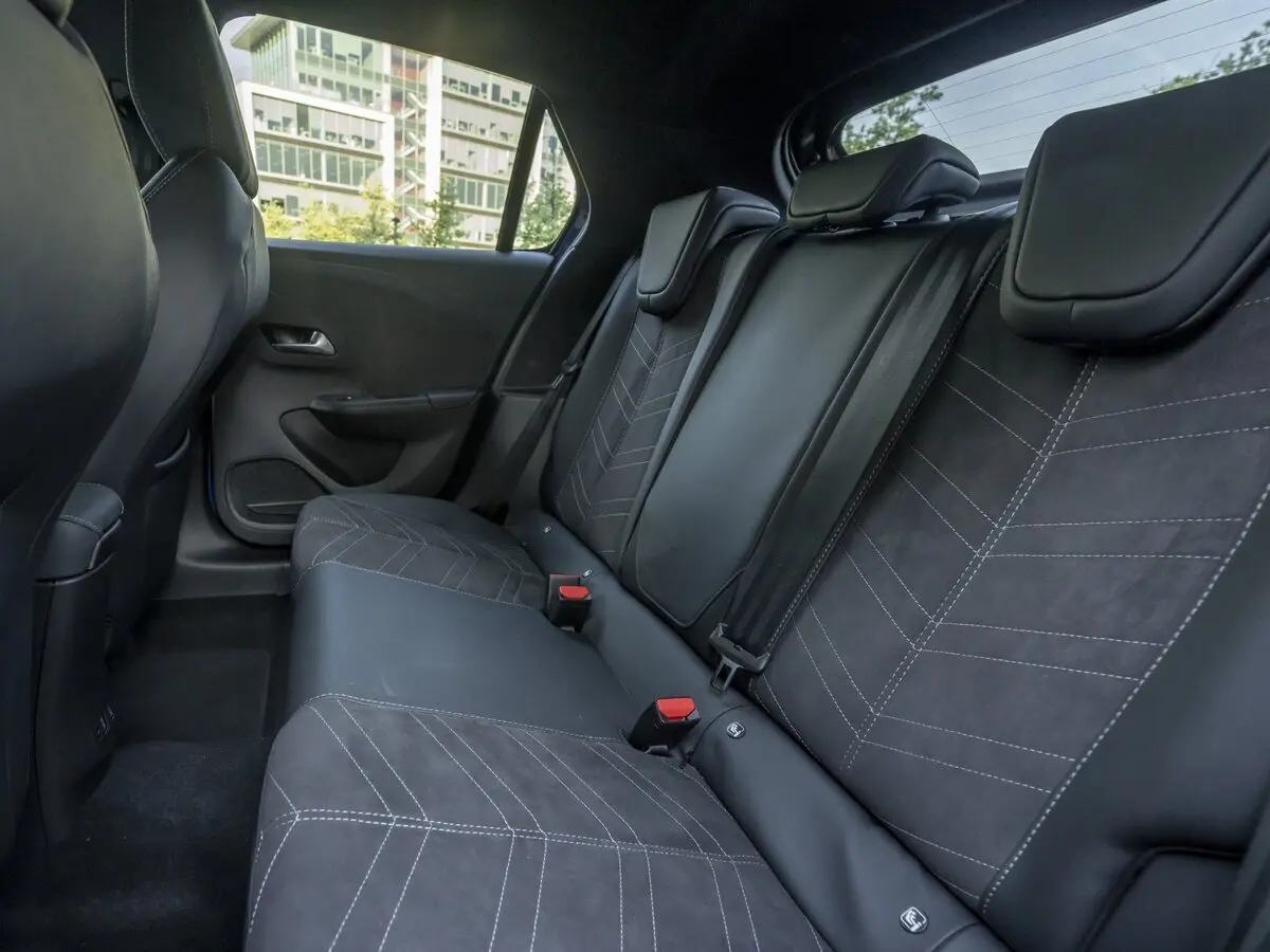 Vauxhall Corsa F Рестайлинг Хэтчбек 5 дв. — photo 10