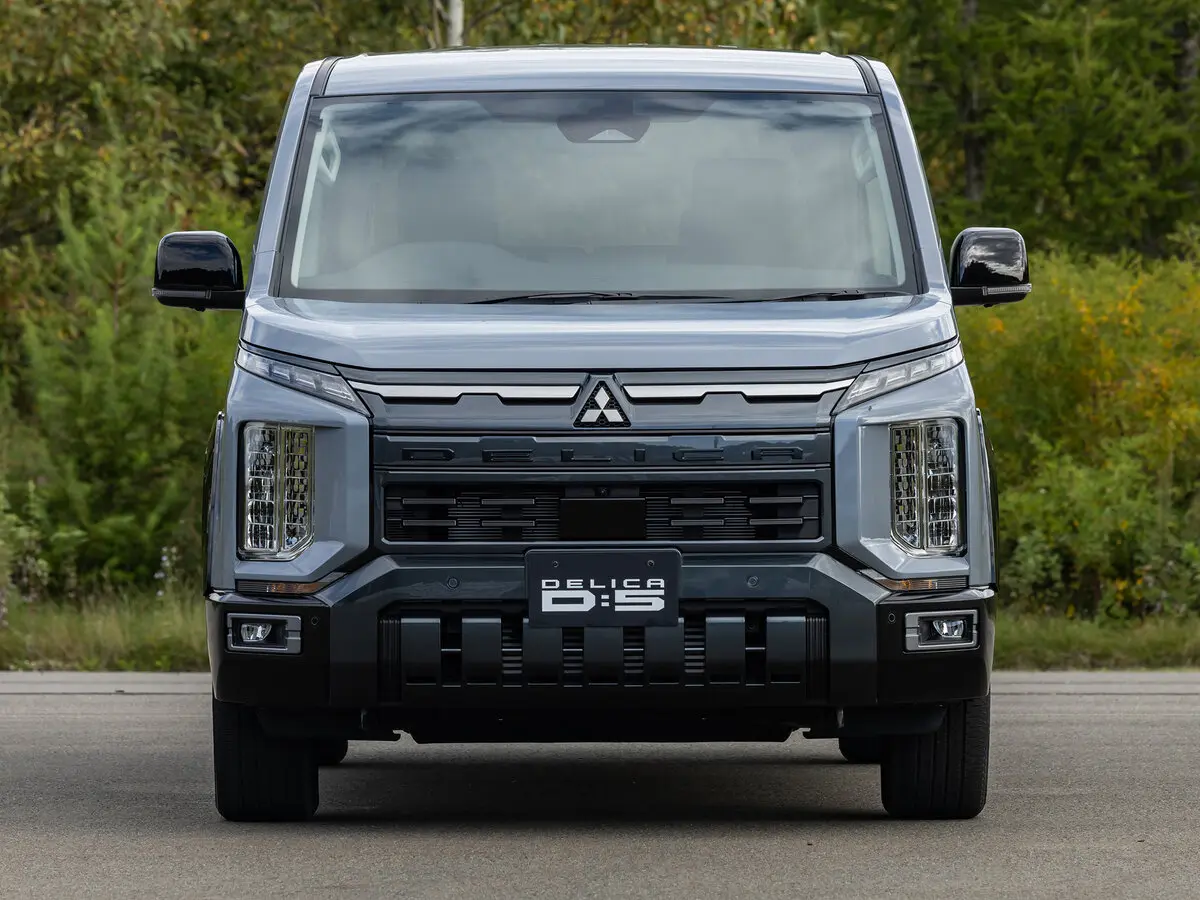 Mitsubishi Delica D:5 I Рестайлинг 2 Минивэн — сүрөт 3