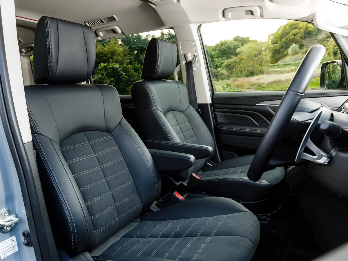 Mitsubishi Delica D:5 I Рестайлинг 2 Минивэн — сүрөт 8