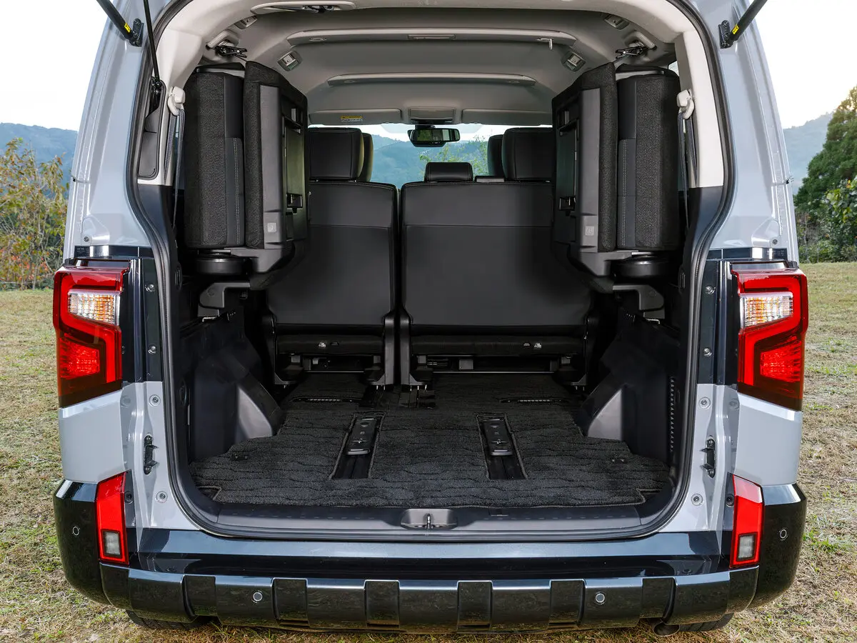 Mitsubishi Delica D:5 I Рестайлинг 2 Минивэн — сүрөт 11