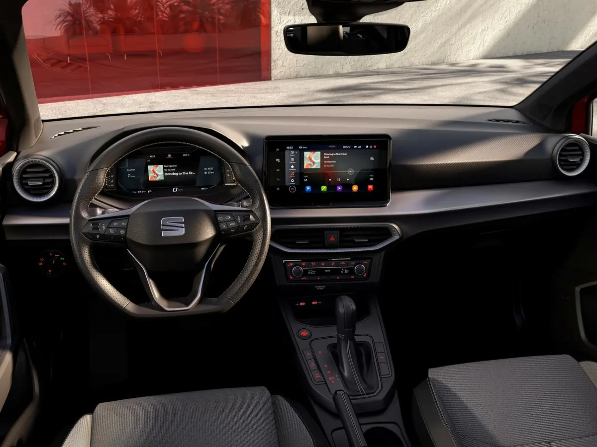 SEAT Ibiza V Рестайлинг 2 Хэтчбек 5 дв. — 照片 5