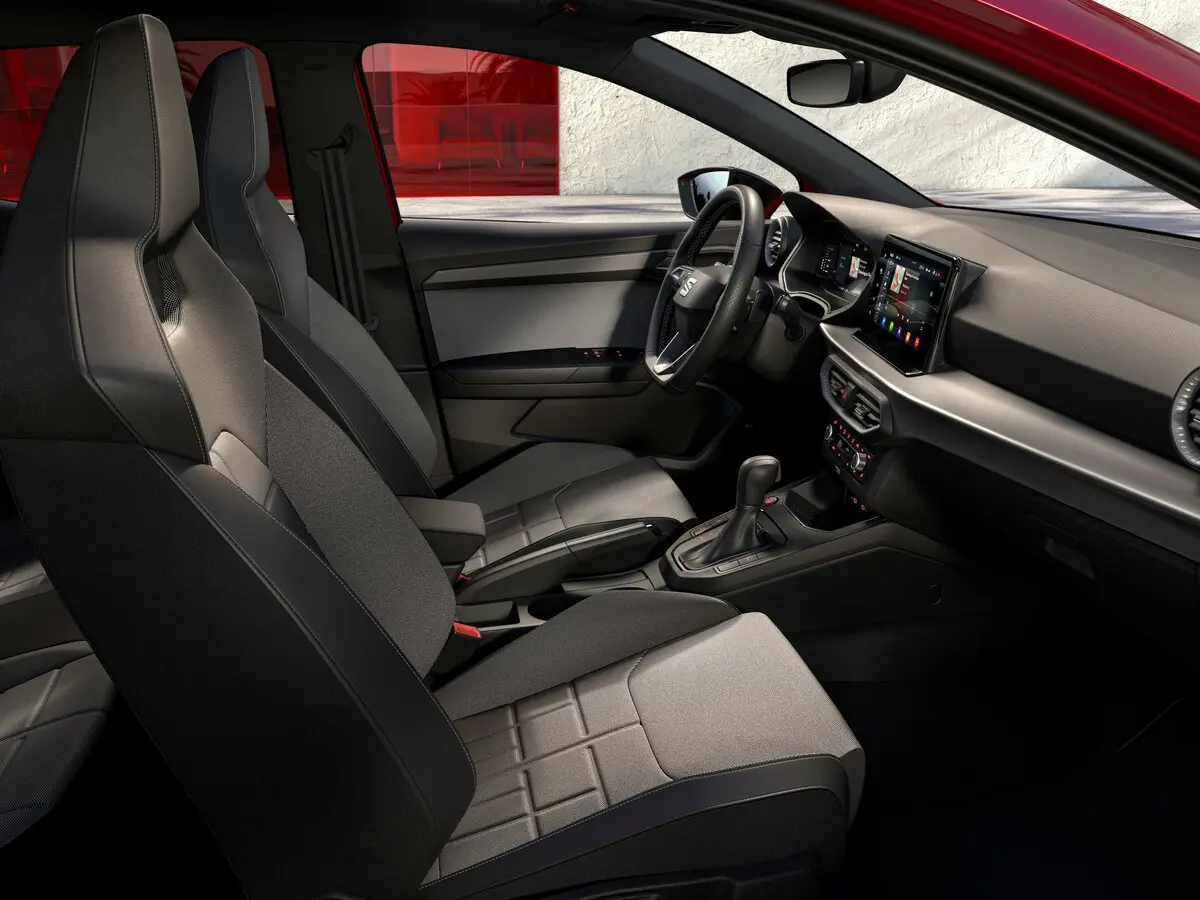 SEAT Ibiza V Рестайлинг 2 Хэтчбек 5 дв. — 照片 6