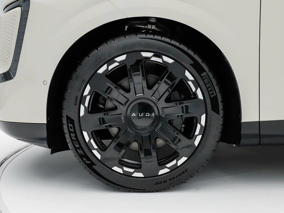 Audi E7X 2026 – н.в. Внедорожник 5 дв.