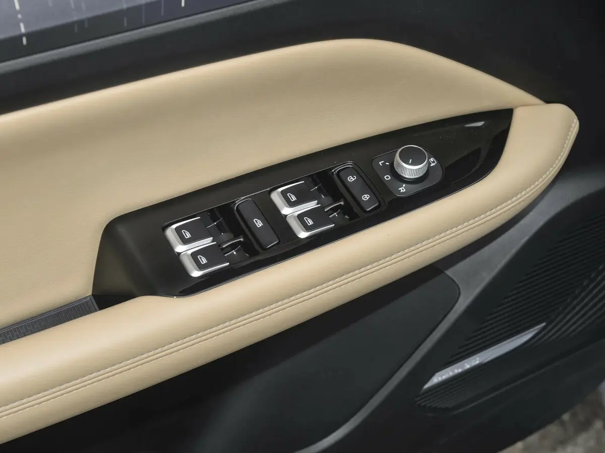 Geely Emgrand L I Рестайлинг Седан — сүрөт 6