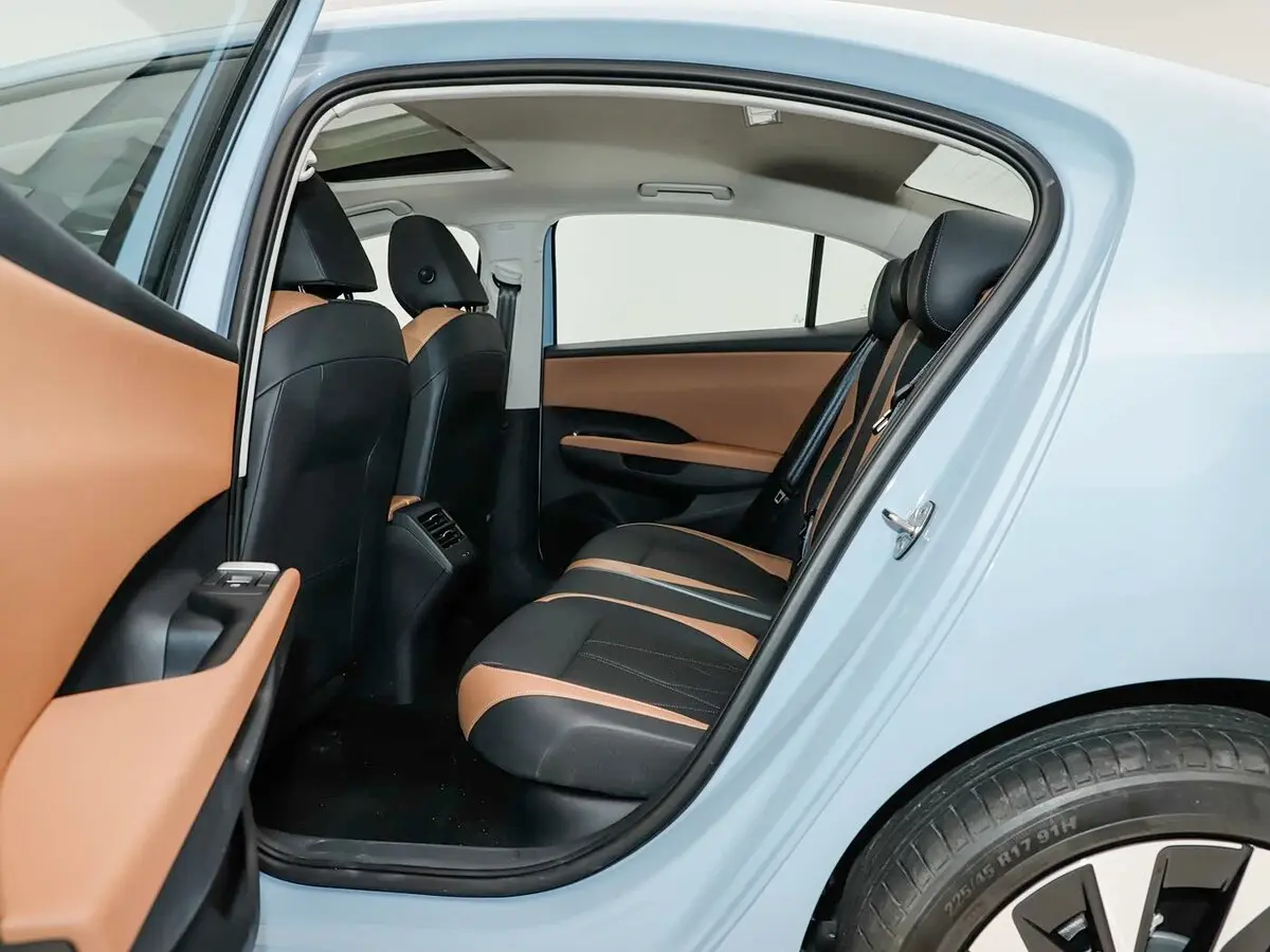Volkswagen Sagitar IV Седан S — сүрөт 11