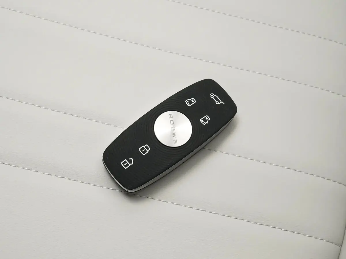 Roewe iMAX8 I Рестайлинг Минивэн — сүрөт 10