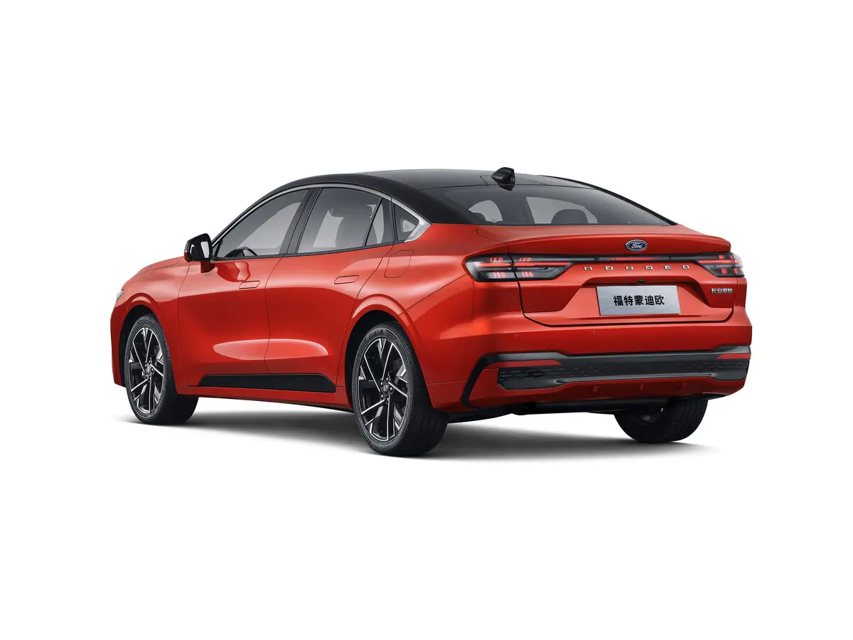 Ford Mondeo VI Рестайлинг Седан — фото 4