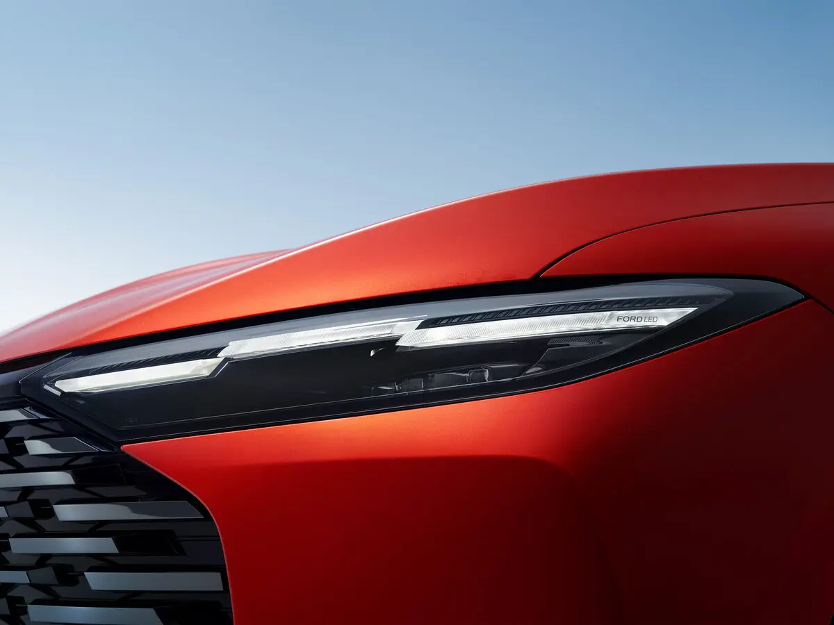 Ford Mondeo VI Рестайлинг Седан — фото 7