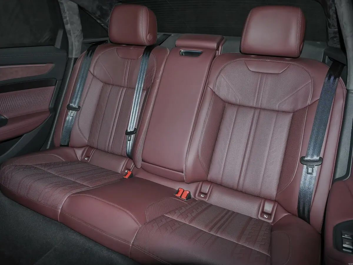 Audi A6 VI (C9) Седан L — сүрөт 10