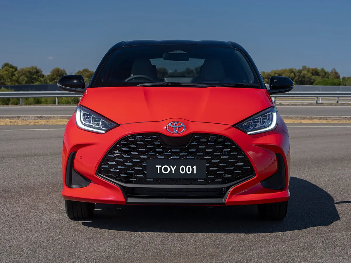 Toyota Yaris IV Рестайлинг Хэтчбек 5 дв. — сүрөт 2