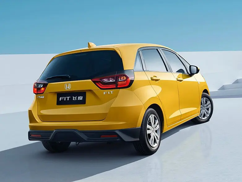 Honda Fit IV Рестайлинг 2 Хэтчбек 5 дв. — фото 3