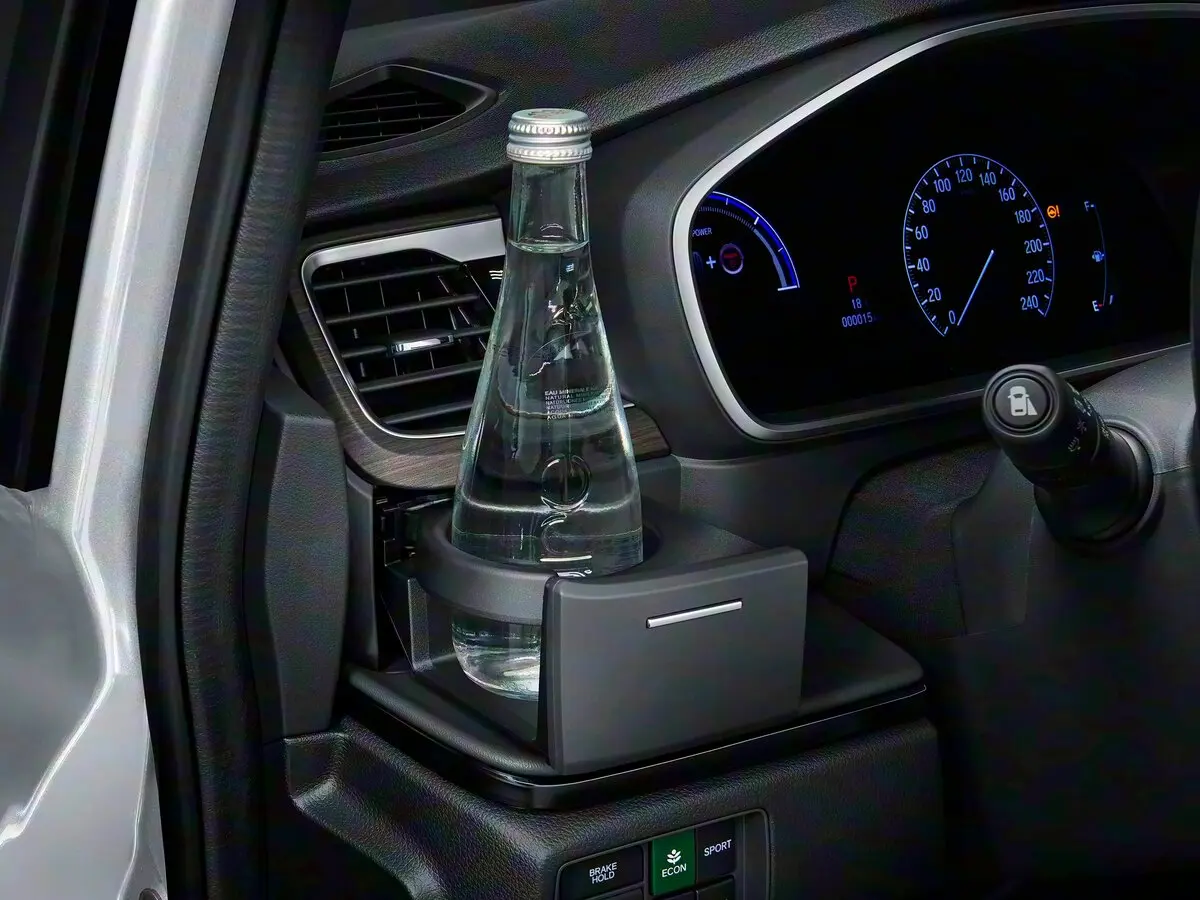 Honda Elysion II Рестайлинг 3 Минивэн — фото 11