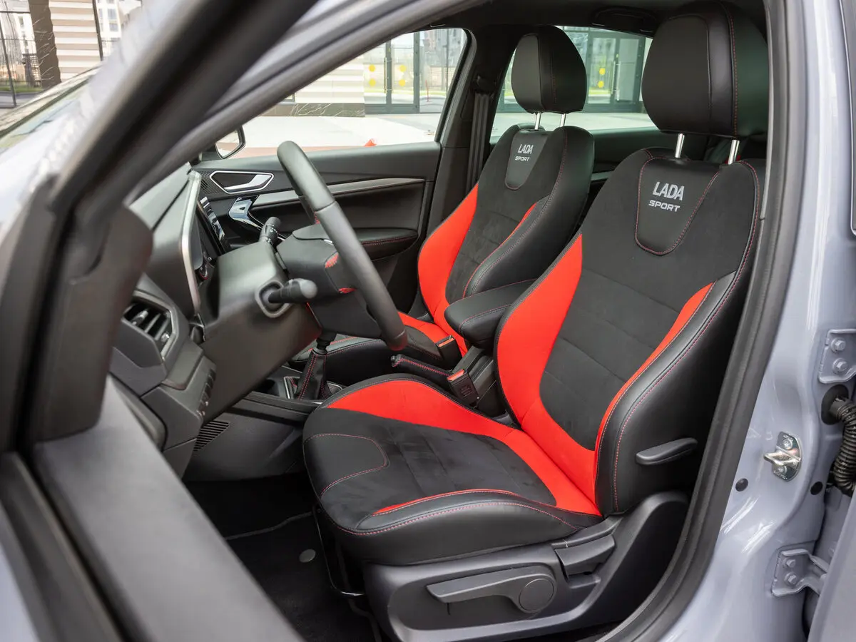 Lada (ВАЗ) Vesta I Рестайлинг (NG) Седан Sport — сүрөт 23