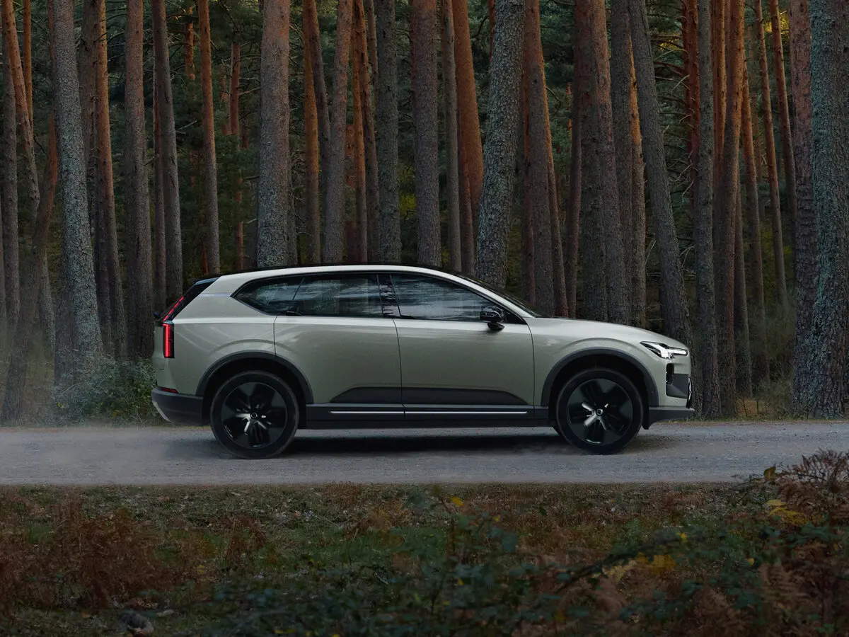 Volvo EX60 2026 – н.в. Внедорожник 5 дв. Cross Country — сүрөт 2