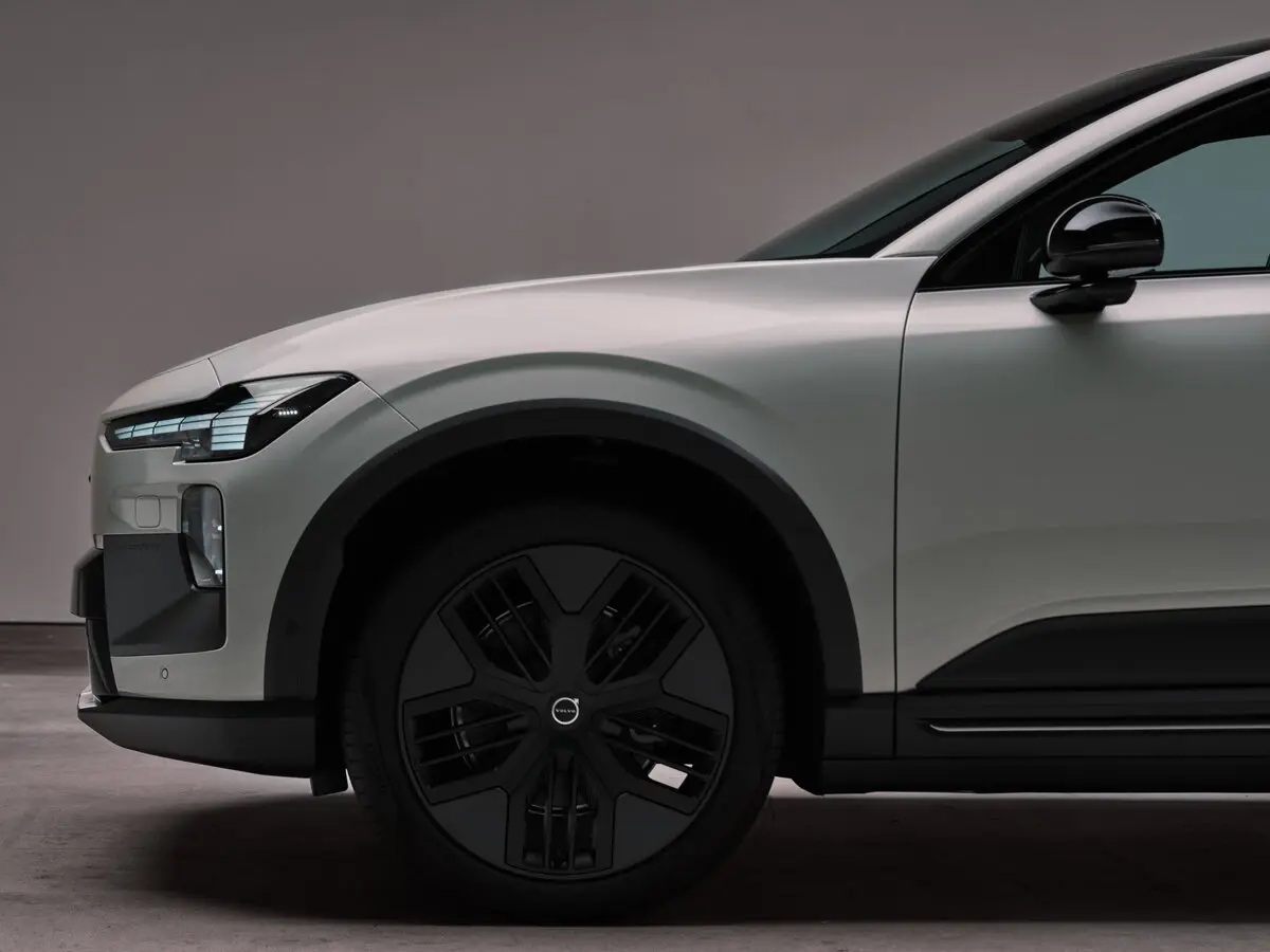 Volvo EX60 2026 – н.в. Внедорожник 5 дв. Cross Country — сүрөт 18