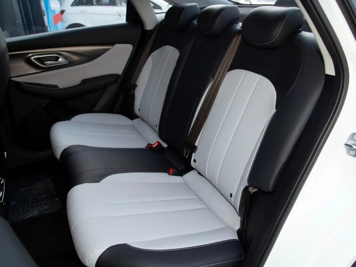 BAIC EU5 Plus I Седан — сүрөт 9
