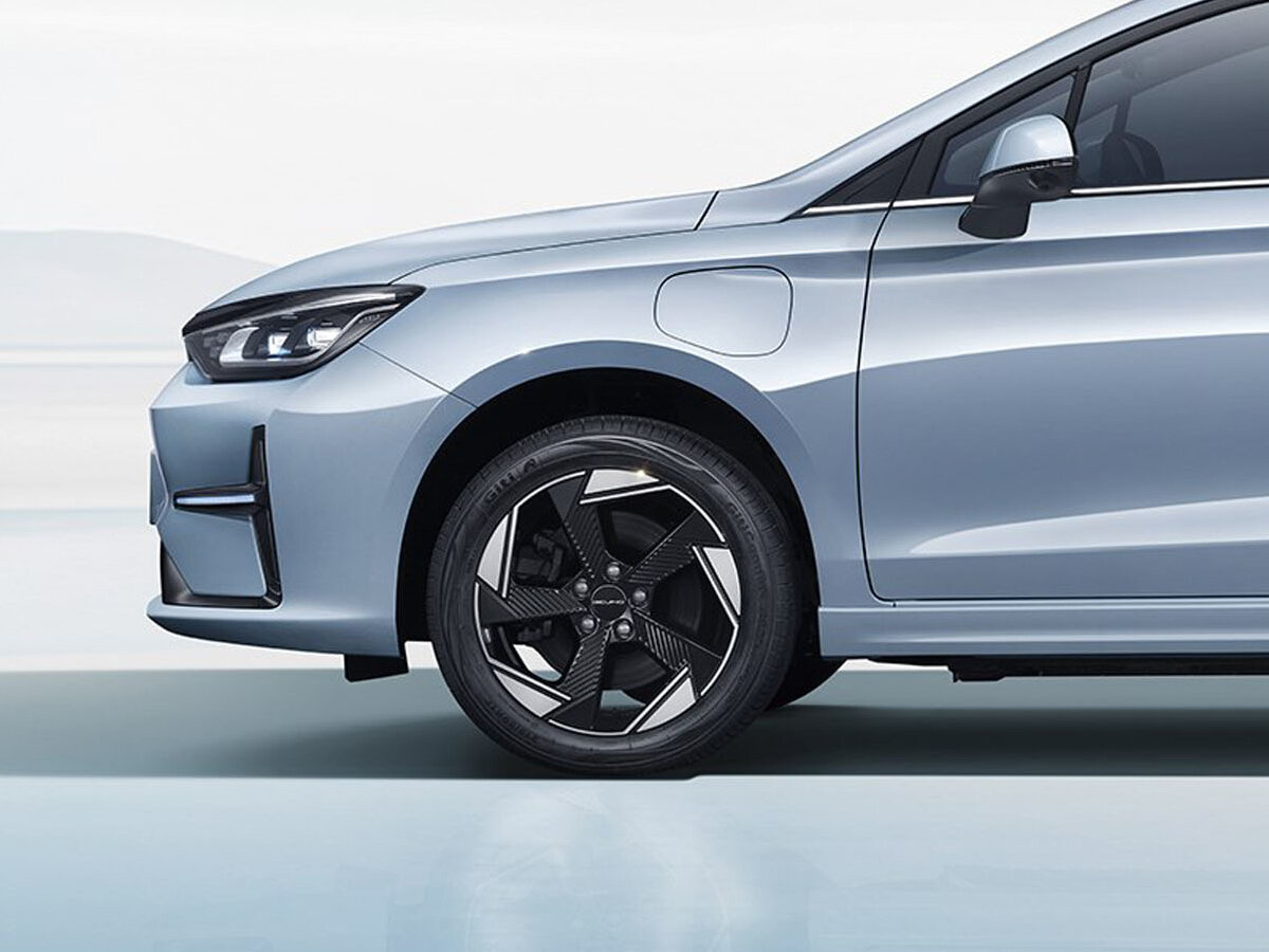 BAIC EU5 Plus I Рестайлинг Седан — фото 16