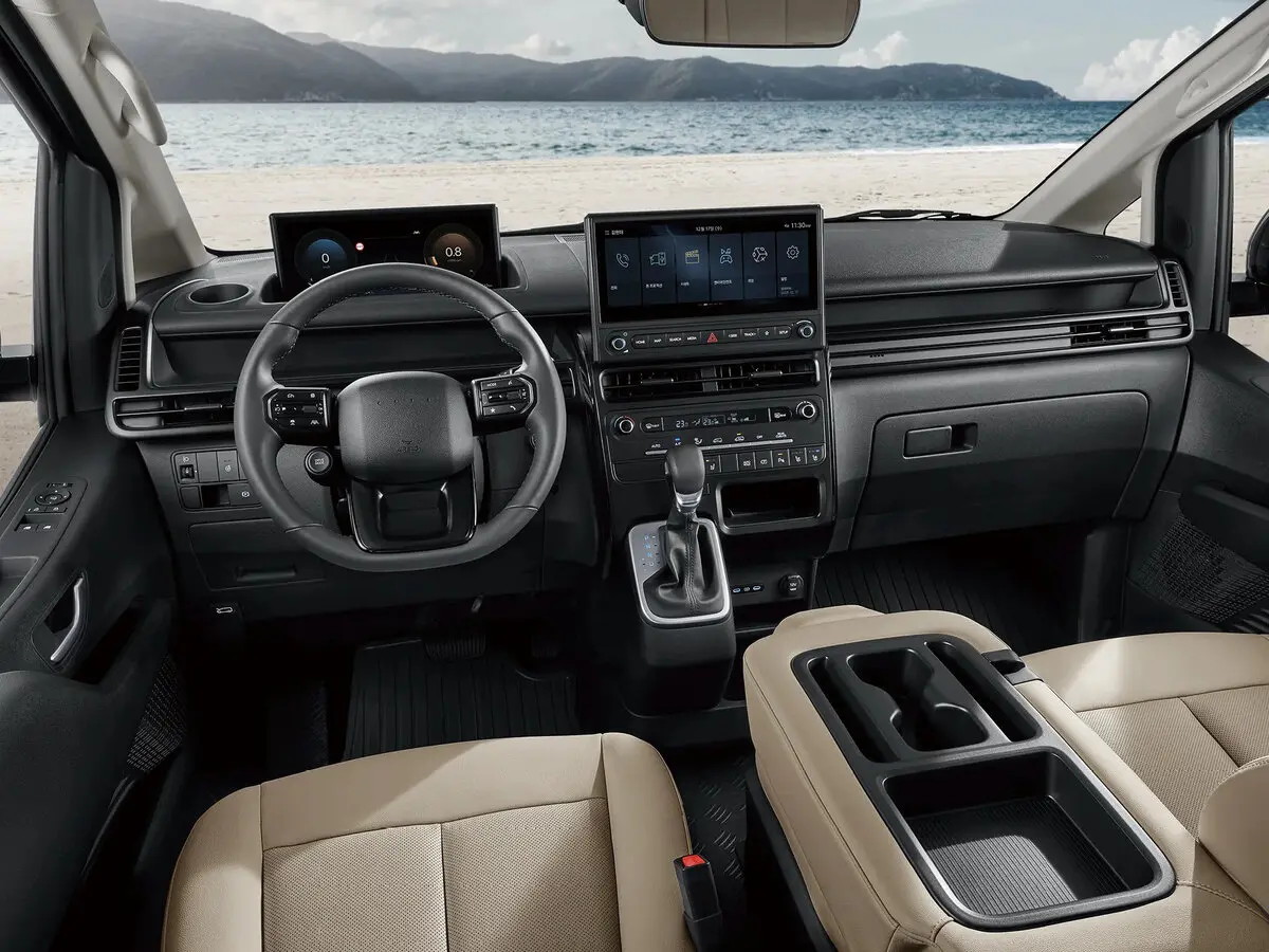Hyundai Staria I Рестайлинг Минивэн — 照片 6
