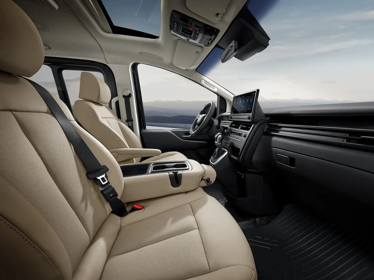 Hyundai Staria I Рестайлинг Минивэн — 照片 7