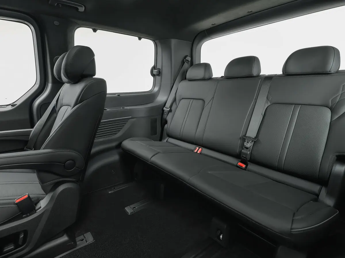 Hyundai Staria I Рестайлинг Минивэн — 照片 11