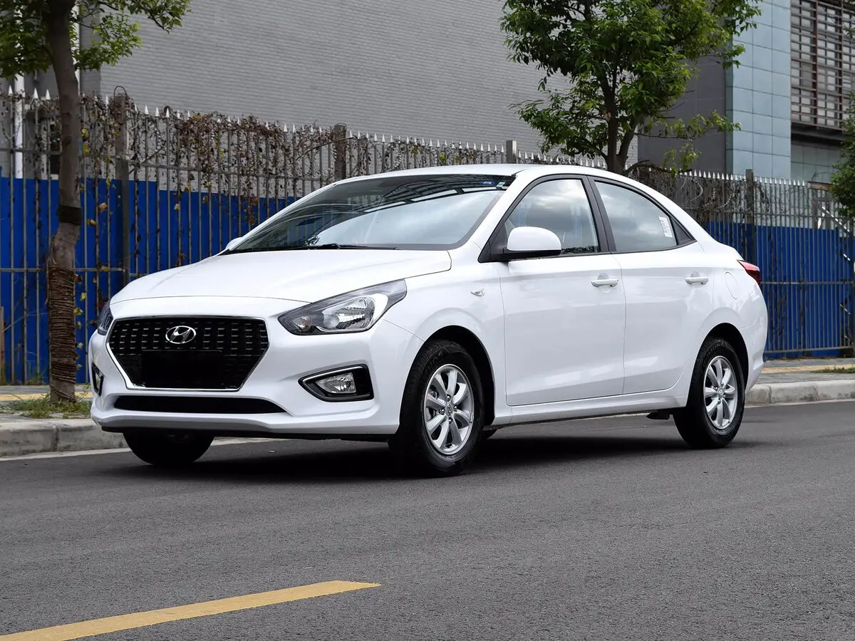 Hyundai Reina 2017 – 2021
