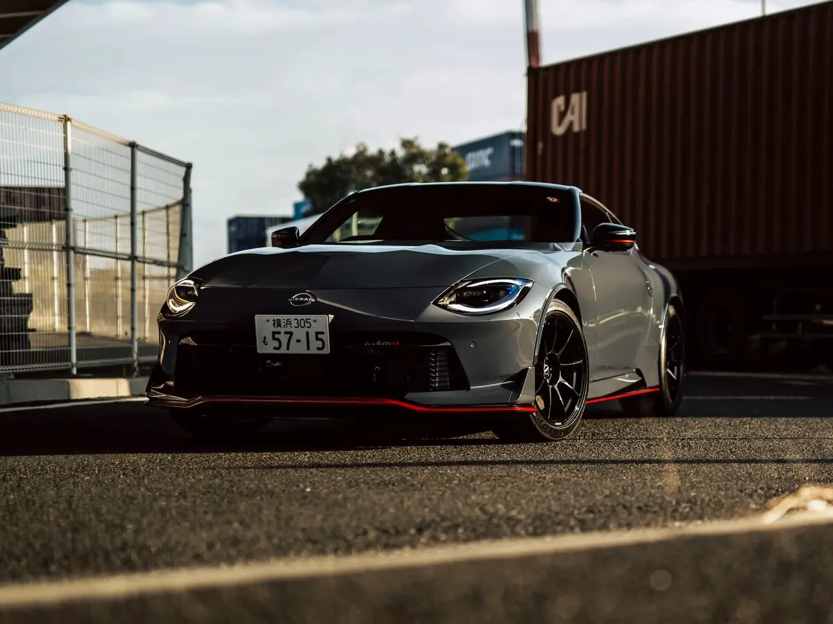 Nissan Fairlady Z VII (RZ34) Купе Nismo — 照片 2