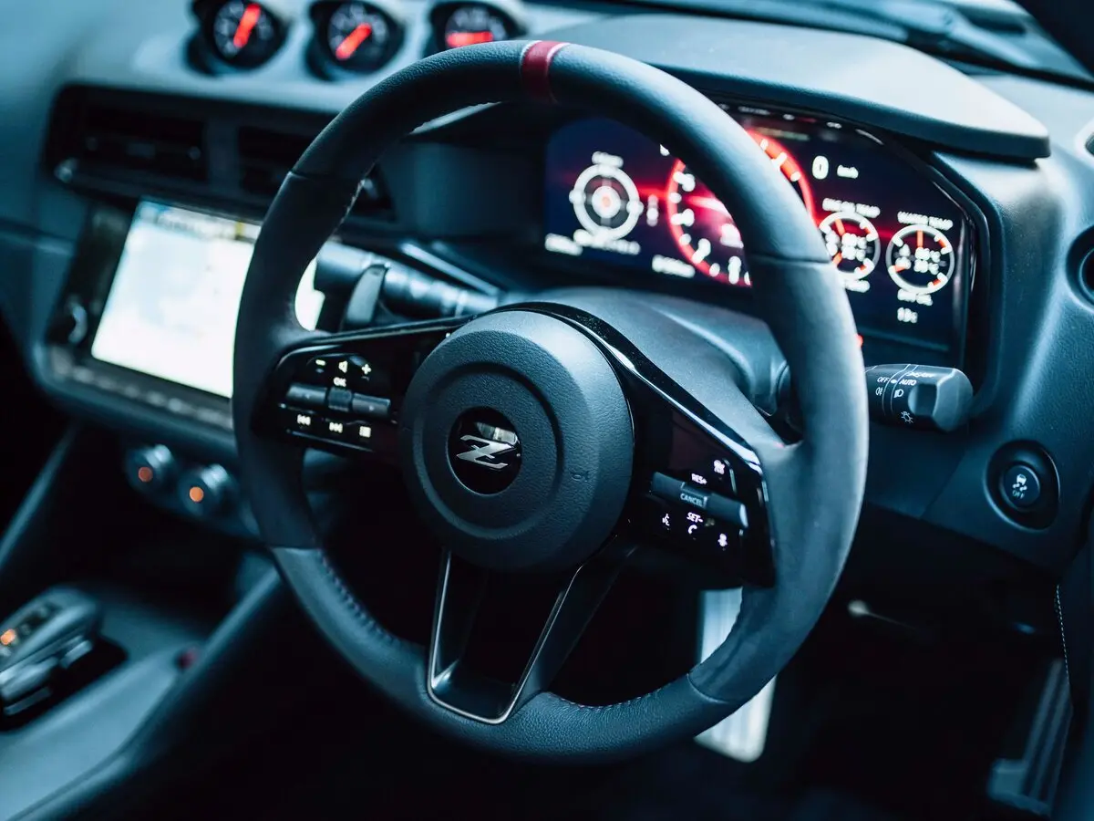 Nissan Fairlady Z VII (RZ34) Купе Nismo — 照片 9