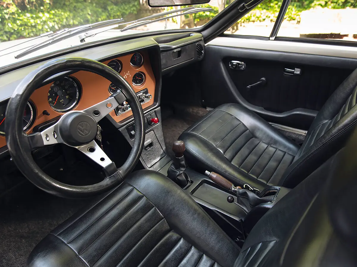 Volkswagen SP-2 1972 – 1976 Купе — photo 6
