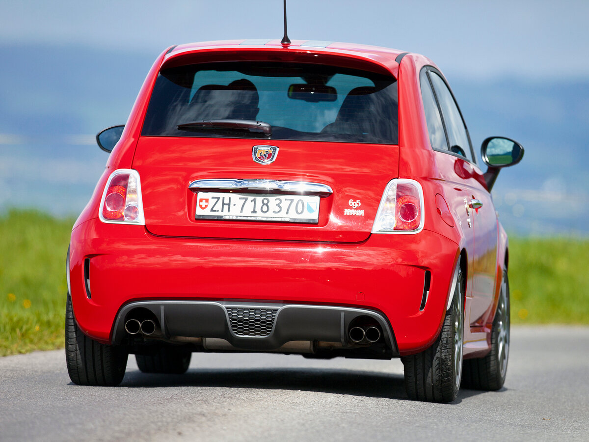Abarth 695 I Хэтчбек 3 дв. — фото 5