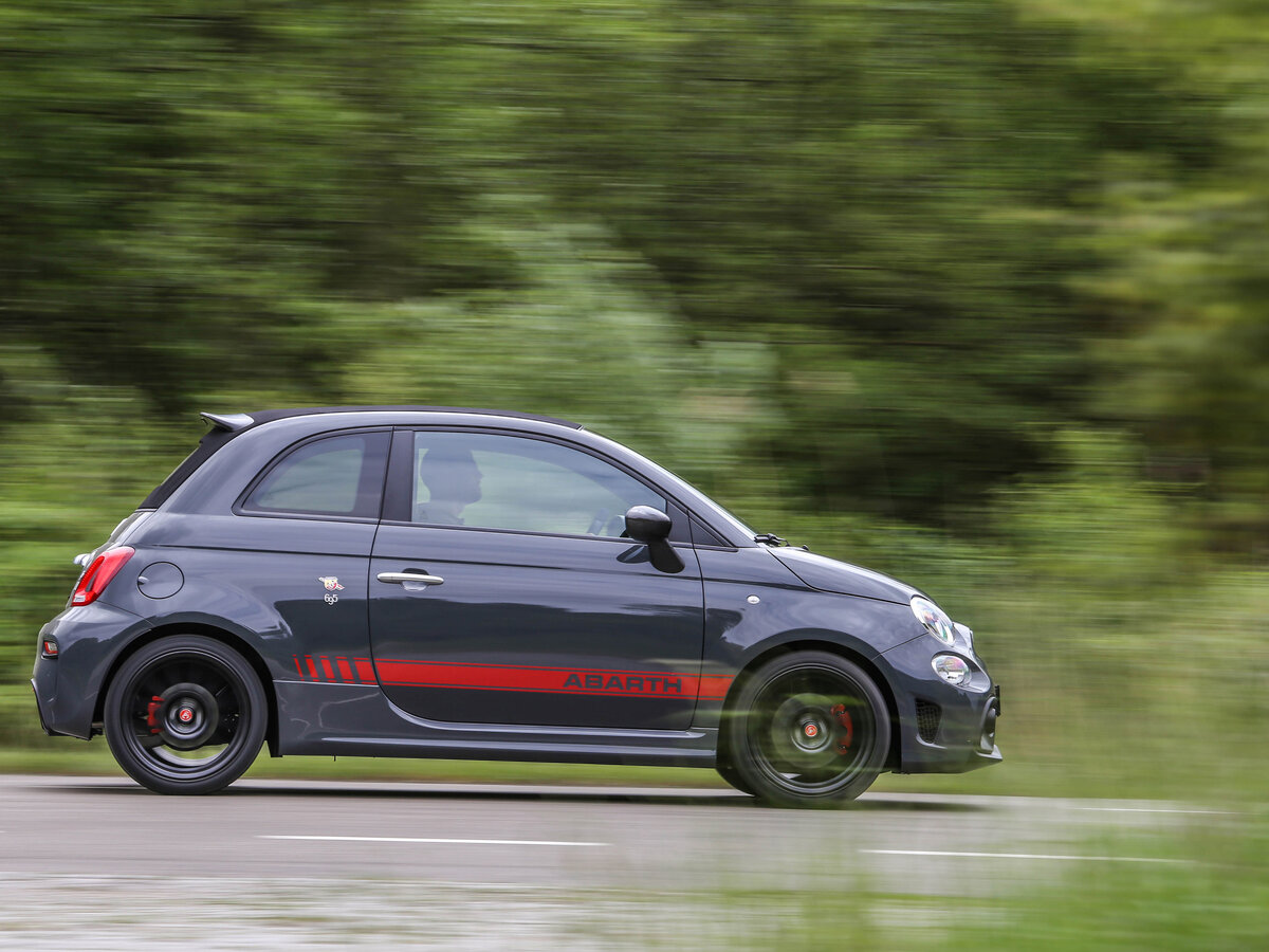 Abarth 695 I Рестайлинг Кабриолет — фото 3