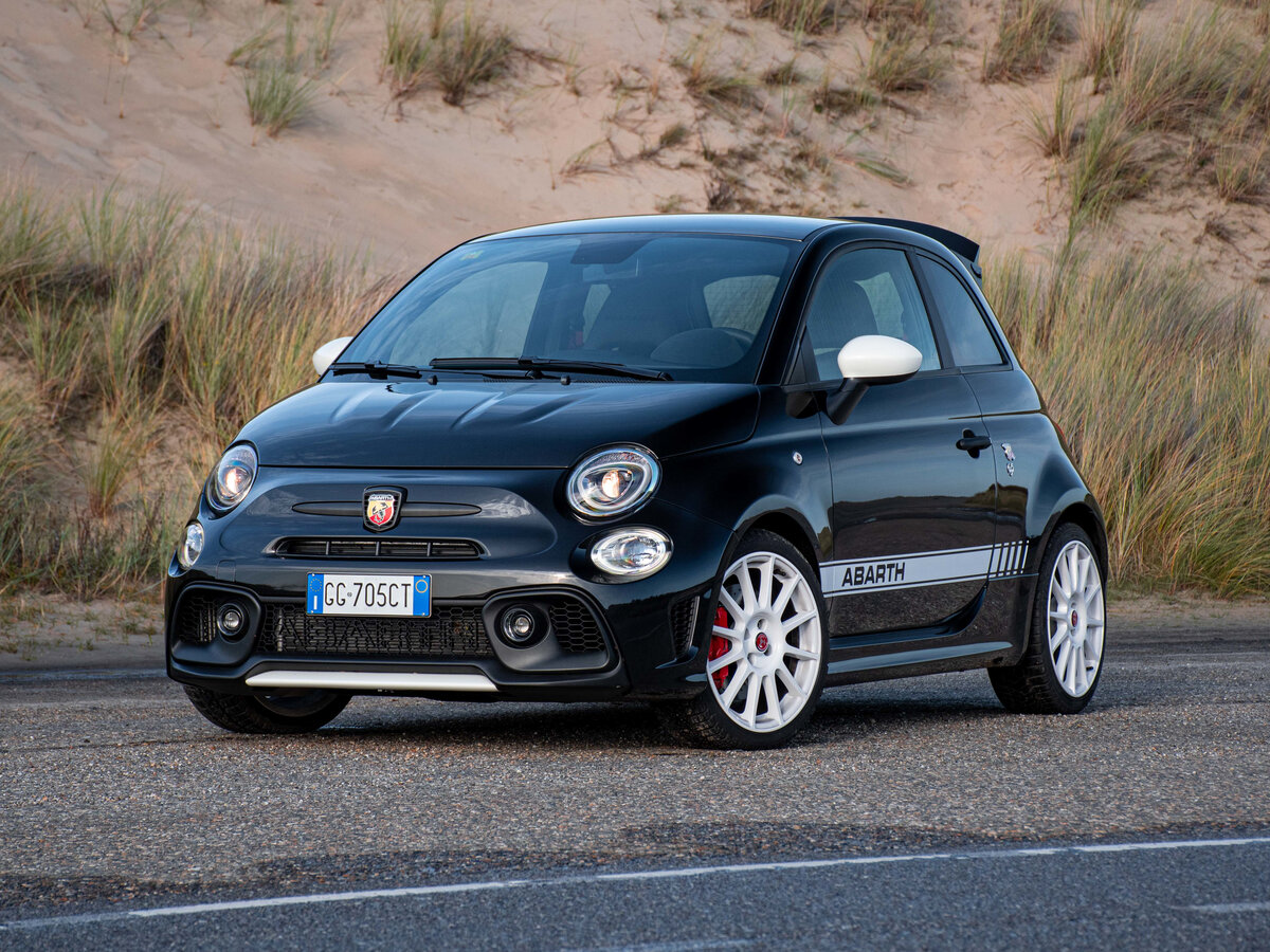 Abarth 695 I Рестайлинг Хэтчбек 3 дв.