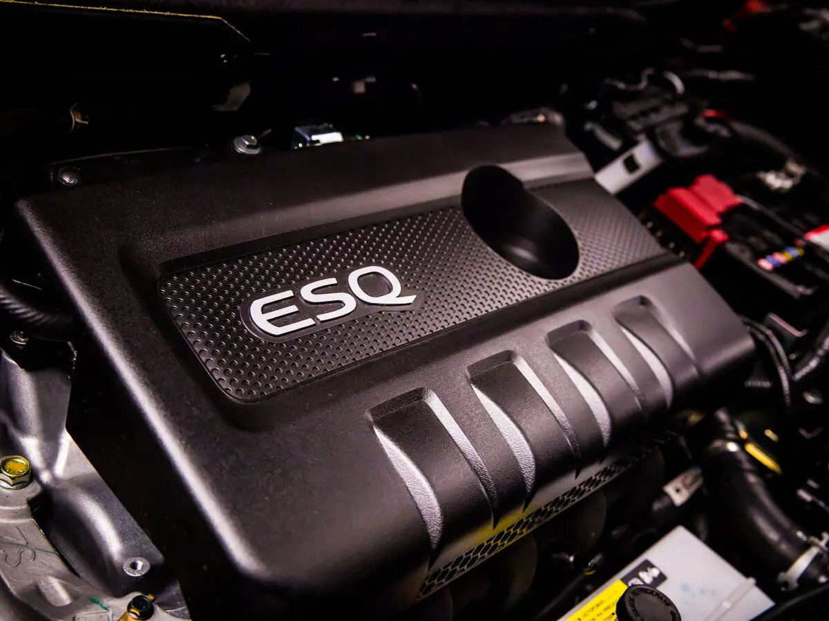 Infiniti ESQ 2014 – 2019 Внедорожник 5 дв. — сүрөт 11