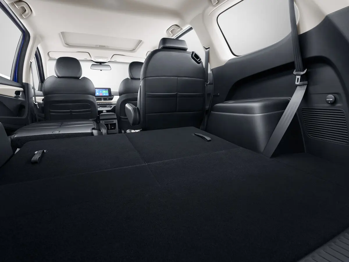 Baojun 360 2018 – 2021 Минивэн — photo 7