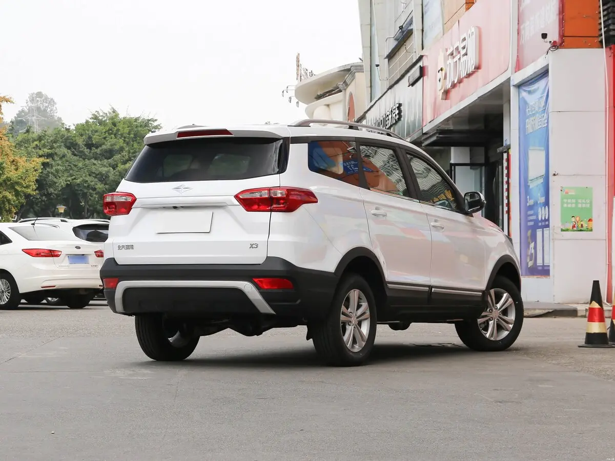 BAIC Ruixiang X3 2022 – н.в. Внедорожник 5 дв. — photo 5