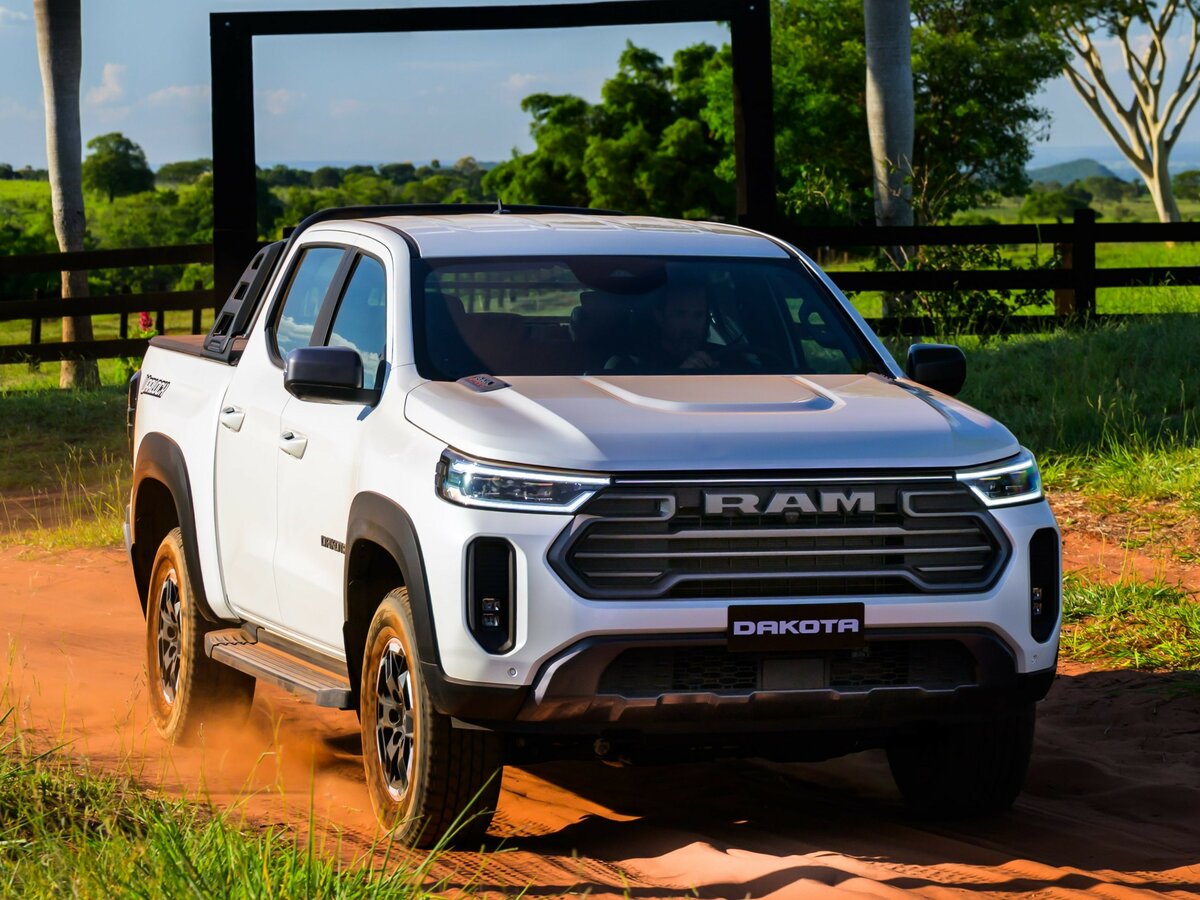 Ram Dakota 2025 – н.в. Пикап Двойная кабина