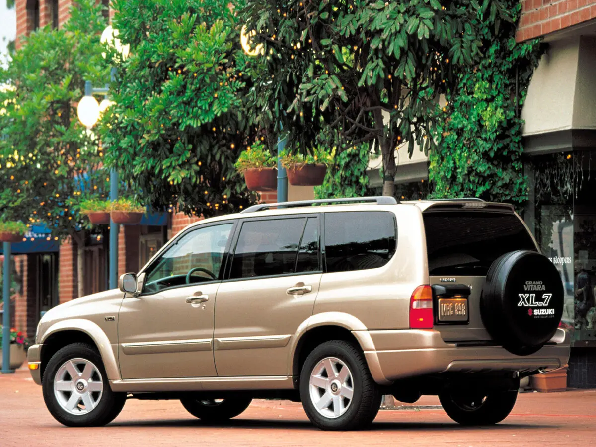 Suzuki XL7 I Внедорожник 5 дв. — сүрөт 3