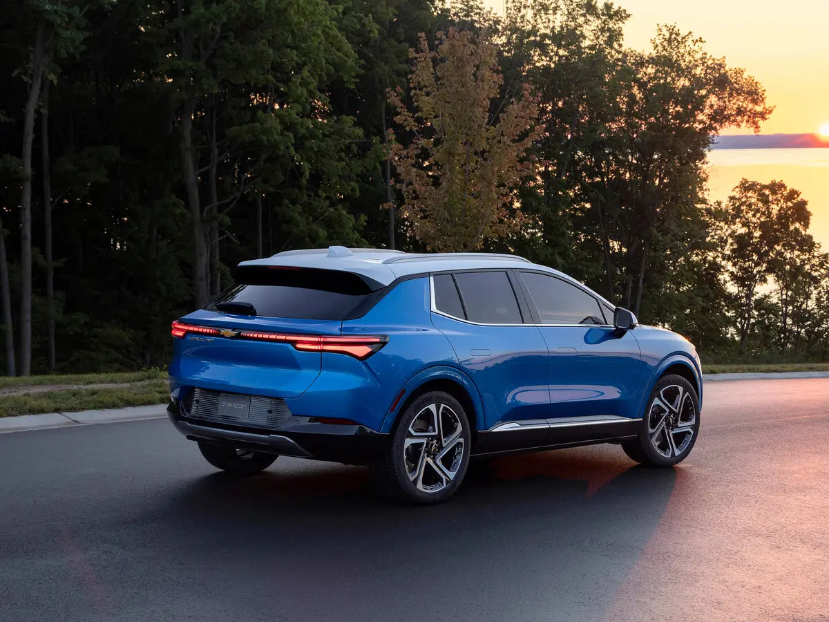 Chevrolet Equinox EV 2024 – н.в. Внедорожник 5 дв. — сүрөт 5