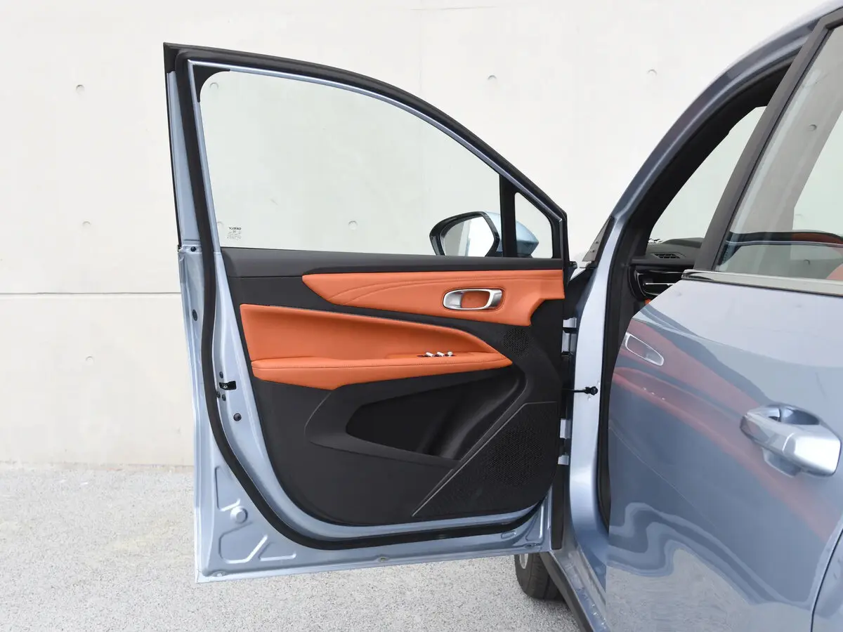 Geely Boyue REV 2026 – н.в. Внедорожник 5 дв. — сүрөт 11
