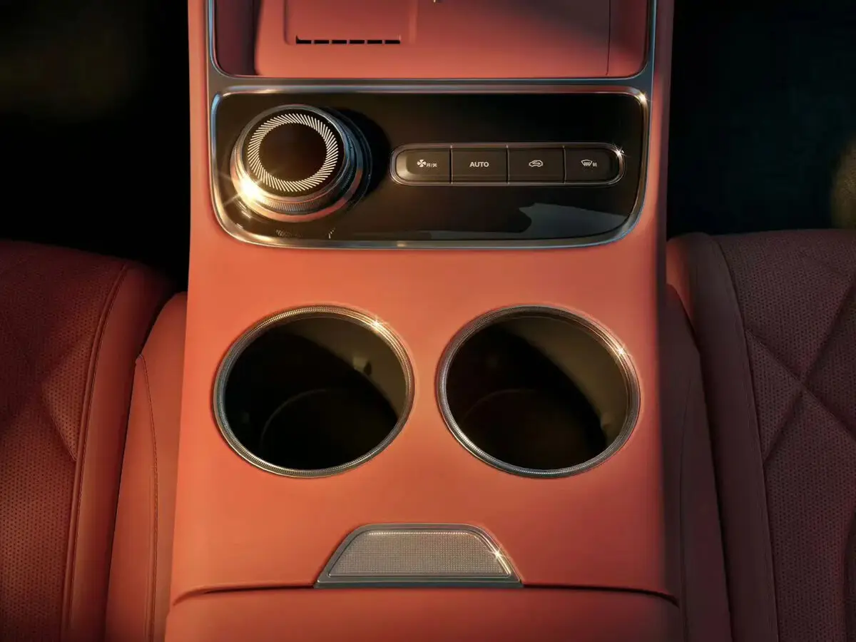Geely Boyue REV 2026 – н.в. Внедорожник 5 дв. — сүрөт 16