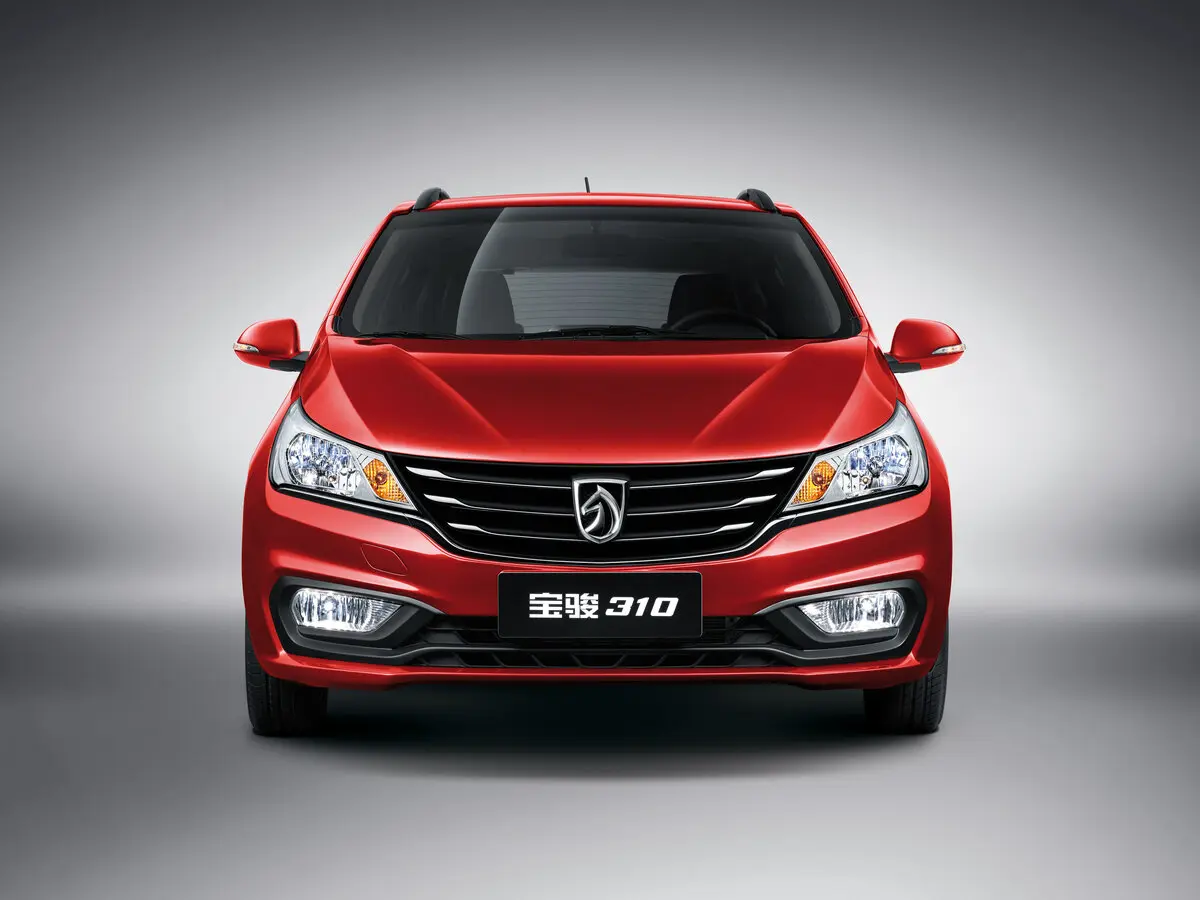 Baojun 310 I Хэтчбек 5 дв. — 照片 3