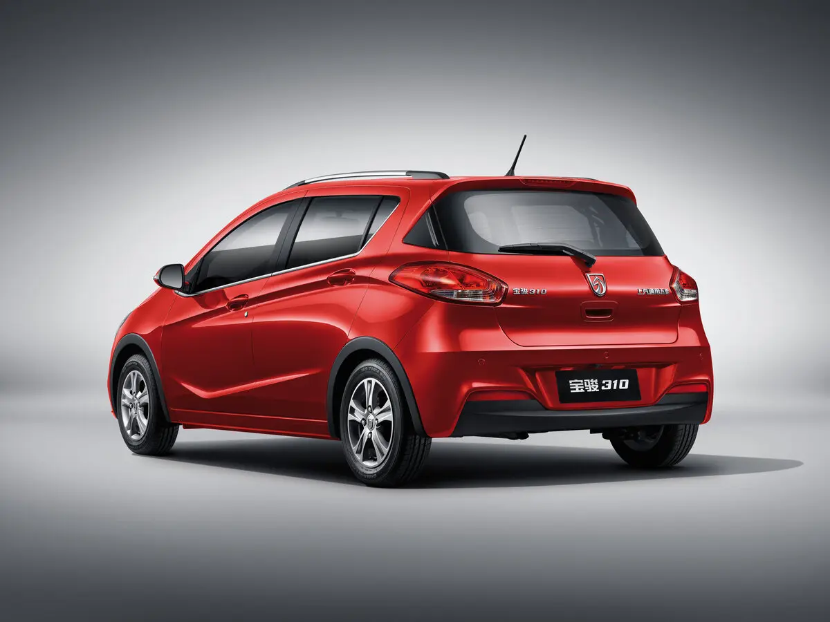 Baojun 310 I Хэтчбек 5 дв. — 照片 5