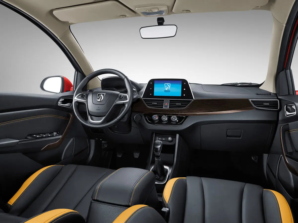Baojun 310 I Хэтчбек 5 дв. — 照片 7