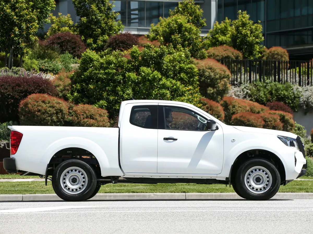Nissan Navara (Frontier) IV (D23) Рестайлинг Пикап Полуторная кабина King Cab — сүрөт 2