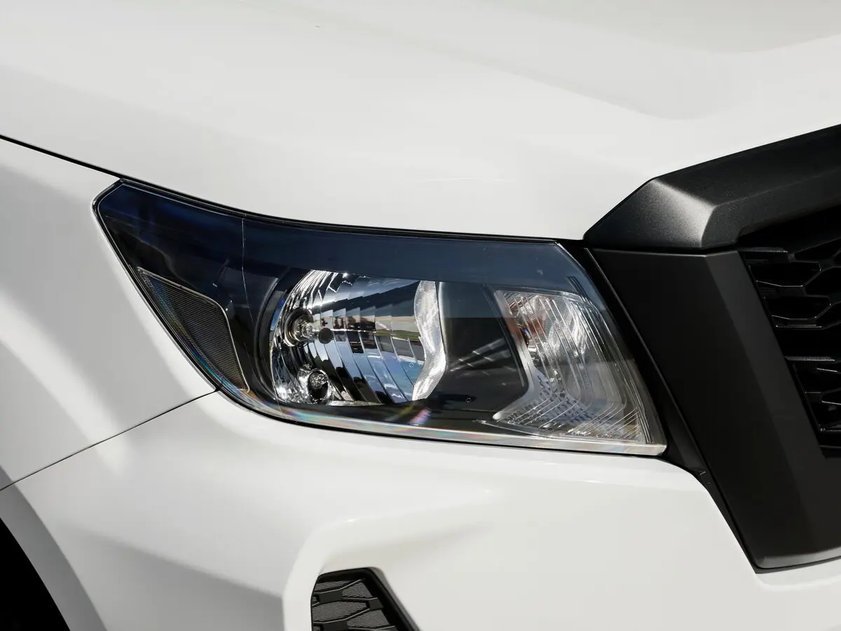 Nissan Navara (Frontier) IV (D23) Рестайлинг Пикап Полуторная кабина King Cab — сүрөт 8