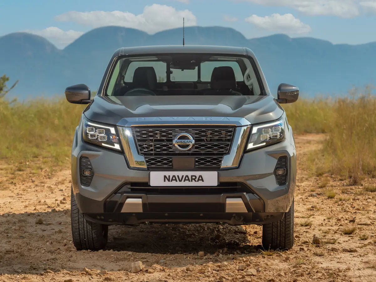 Nissan Navara (Frontier) IV (D23) Рестайлинг Пикап Двойная кабина Double Cab — сүрөт 3